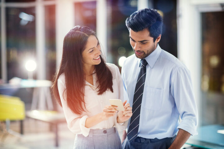 好きな女性に嫌われたサインとは？職場の好きな女性を落とす方法！