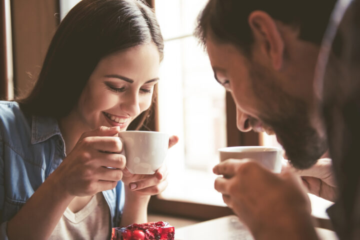 女友達に久しぶりにラインする方法!久しぶりに連絡する時のコツとは? 女友達に久しぶりにラインする方法!久しぶりに連絡する時のコツとは?