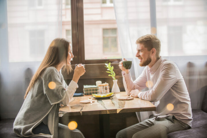 わざわざ話しかけてくれる女性が好き！話しかけてくれる女性の攻略法