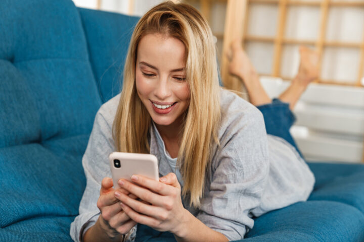 LINEの返信が3日後、4日後と遅い女性心理！返信が遅い女性は脈なし？