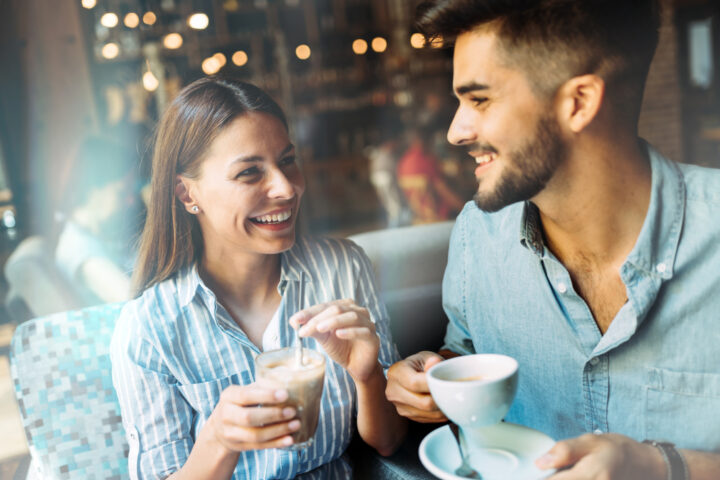 「予定が合えば」と返信する女性心理！タイミングが合えばの返事は？